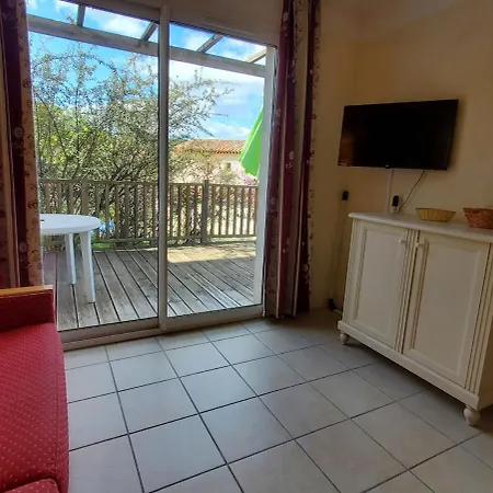 Maison Duplex Avec Grande Terrace Dans Village De * Grospierres